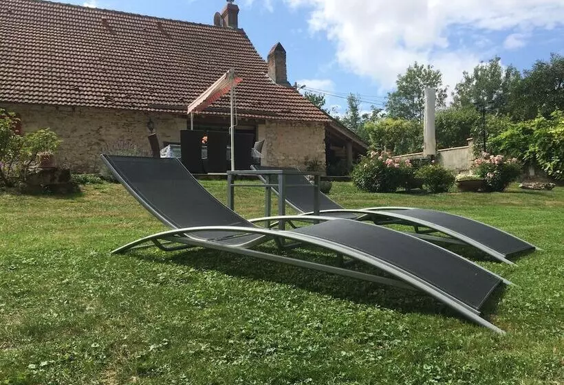 ベッドアンドブレックファースト Chambres D Hotes L Oree Des Vignes