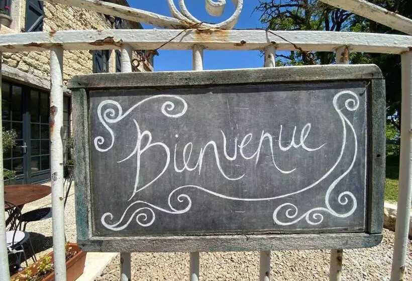 Aamiaismajoitus (B&B) Maison Mûrier