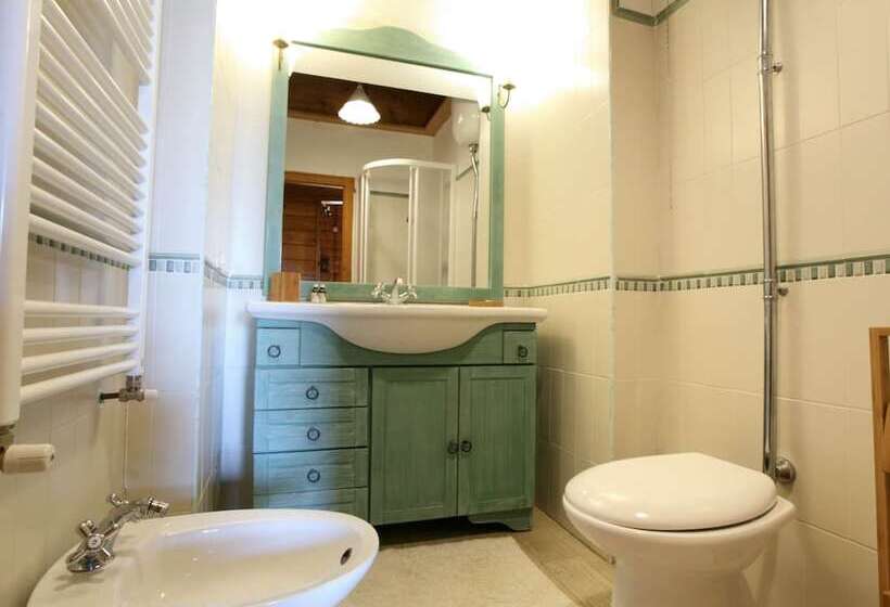 Cozy Cottage In Graffignano Italy With Swimming Pool