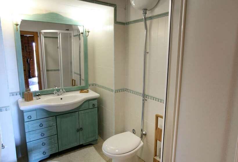 Cozy Cottage In Graffignano Italy With Swimming Pool