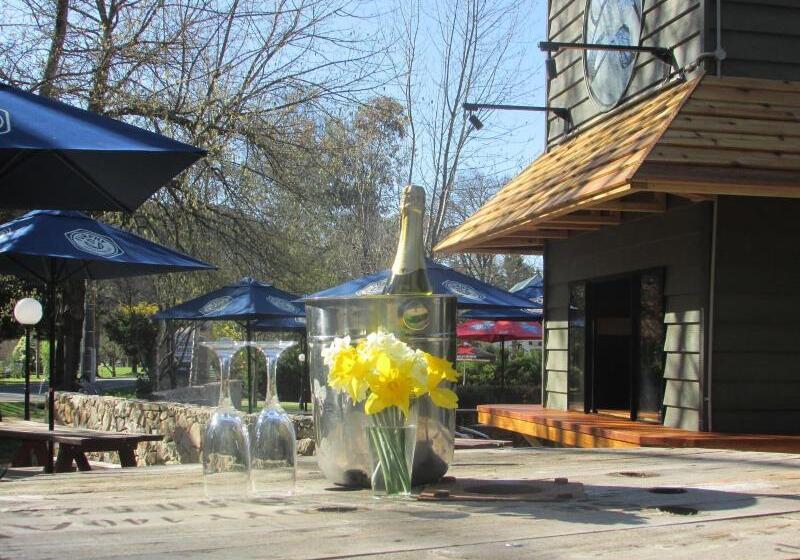 Harrietville Hotel Motel