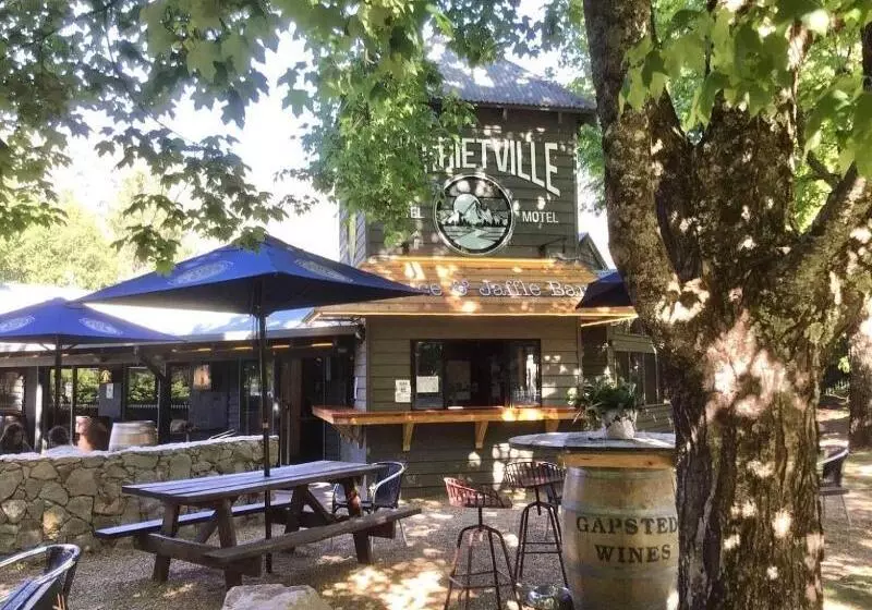 Harrietville Hotel Motel