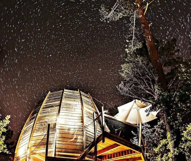 Отель Cap'cabane