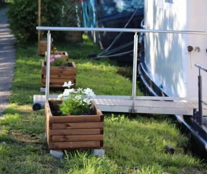 ホテル Gite Péniche Mon Ro