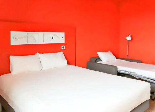 בית מלון כפרי Ibis Budget Beauvais Aeroport