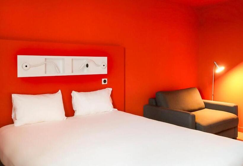 בית מלון כפרי Ibis Budget Beauvais Aeroport