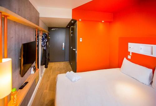 בית מלון כפרי Ibis Budget Beauvais Aeroport