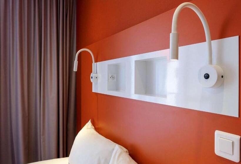 בית מלון כפרי Ibis Budget Beauvais Aeroport