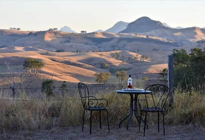 Hotelli Ketchup's Bank Glamping