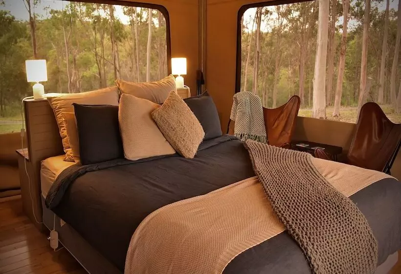 Hotelli Ketchup's Bank Glamping