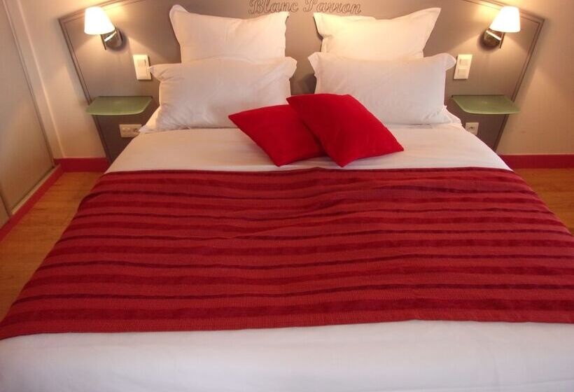 فندق L Escale Halloaise