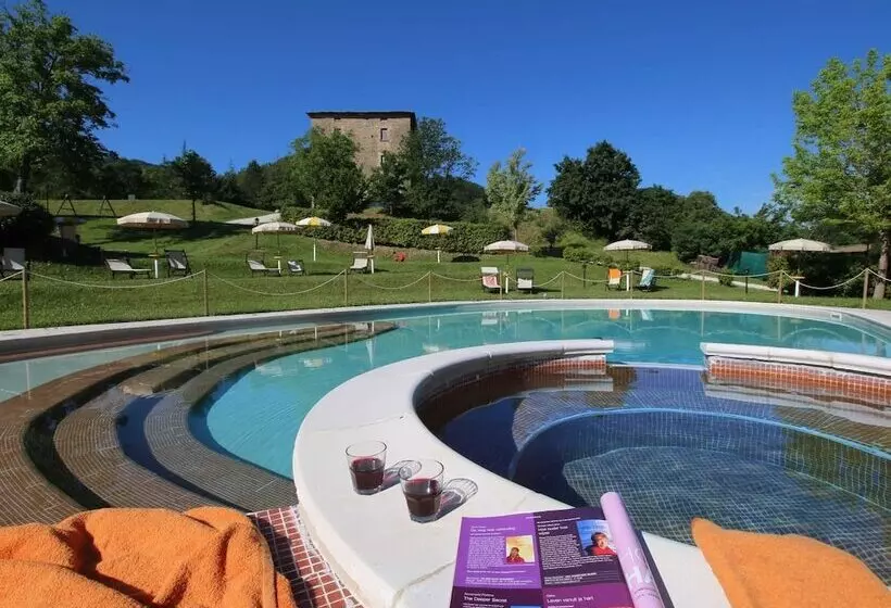 Hotelli Property With Swimming Pool, Spacious Garden, Private Terrace And Views