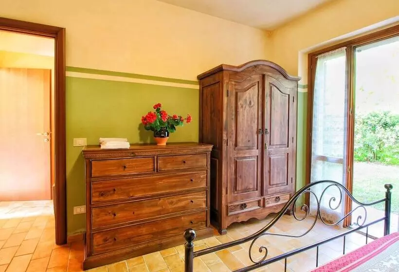 Hotelli Property With Swimming Pool, Spacious Garden, Private Terrace And Views