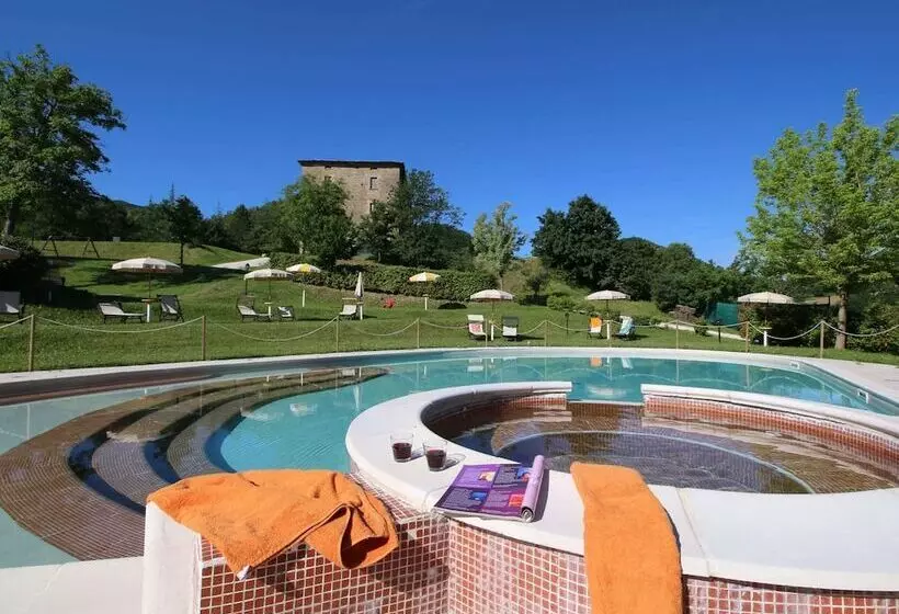 Hotelli Property With Swimming Pool, Spacious Garden, Private Terrace And Views