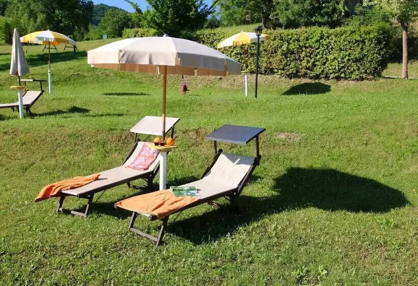 Hotelli Property With Swimming Pool, Spacious Garden, Private Terrace And Views