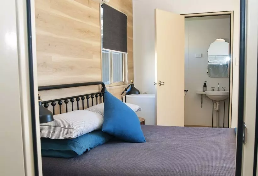ホテル Wooramel Riverside Retreat  Campground