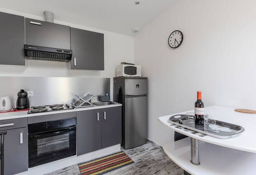 פנסיון Chambres D Hôtes Château Pierre De Montignac