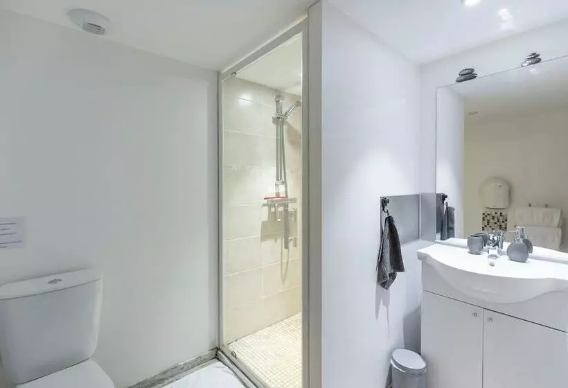 Majatalo Chambres D Hôtes Château Pierre De Montignac