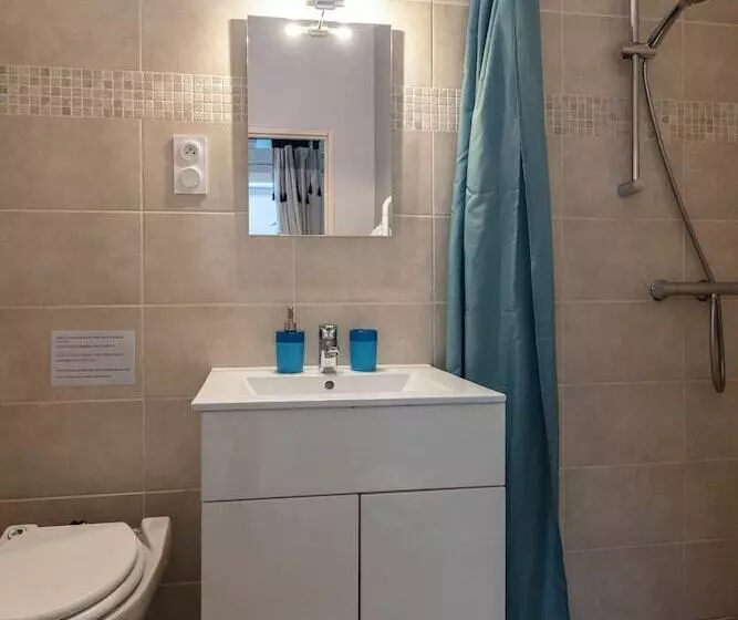 Majatalo Chambres D Hôtes Château Pierre De Montignac