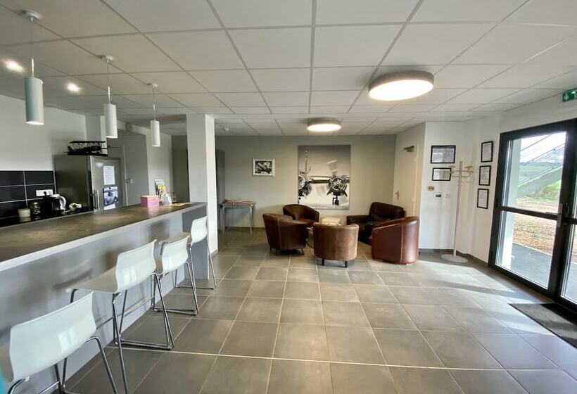 膳宿费 Ecole De Pilotage Ulm Lozere