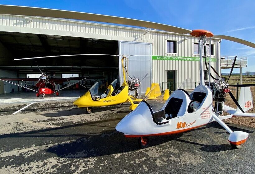 膳宿费 Ecole De Pilotage Ulm Lozere