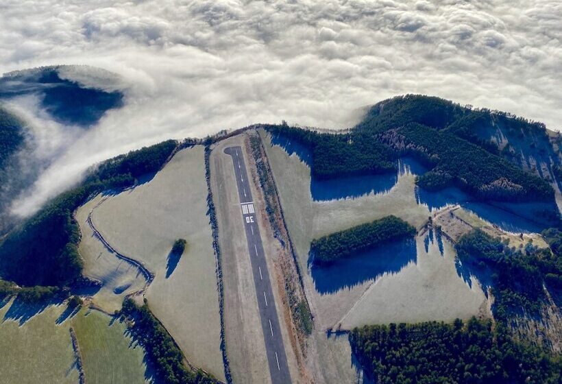 膳宿费 Ecole De Pilotage Ulm Lozere