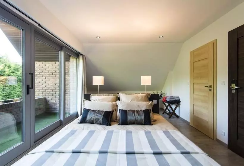 Majatalo Espace Zen'ing