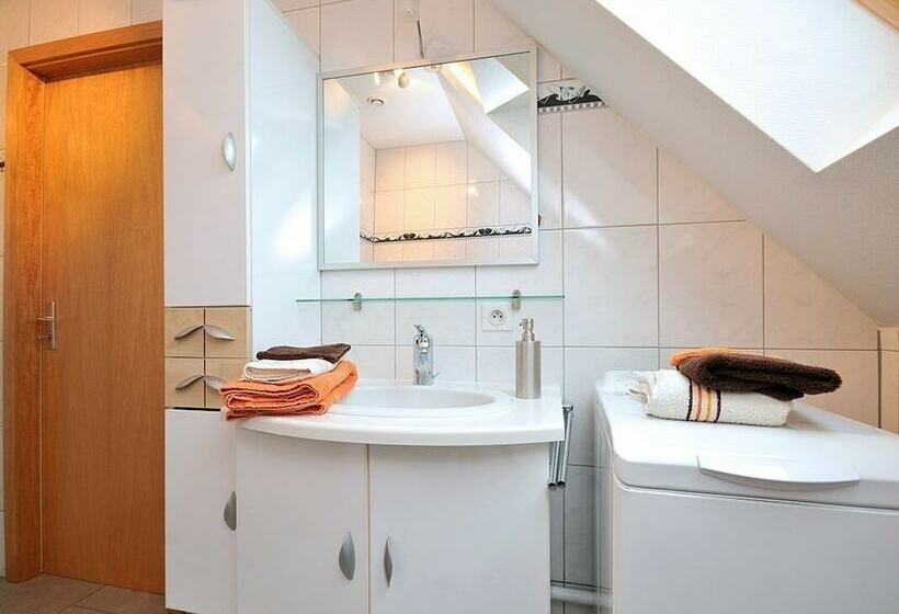 بنسيون Gite Les Charrues