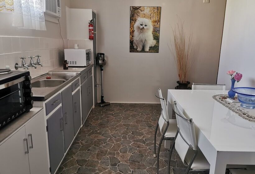 ペンション Kimba Units