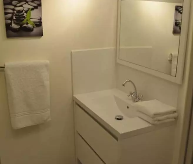 Majatalo Le Clos D'othe