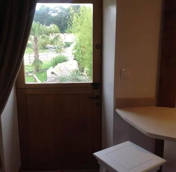 Majatalo Le Colombier De La Graverie