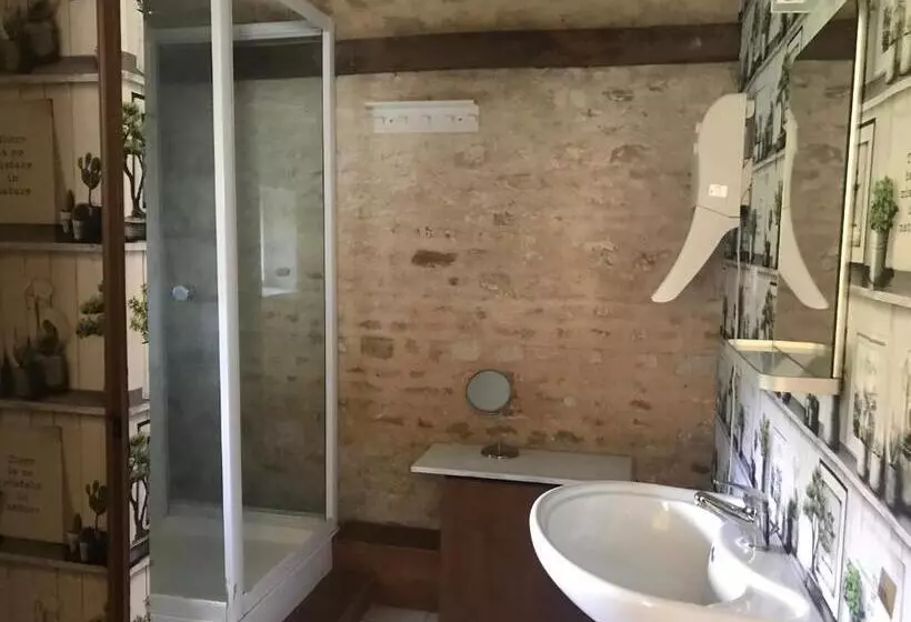 Majatalo Le Domaine De La Cour