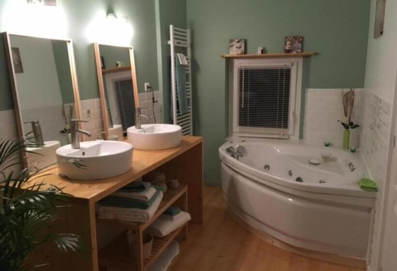 פנסיון Les Bouyeres