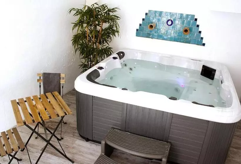 Majatalo Maison Saint Louis Avec Jacuzzi