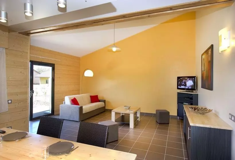 リゾートホテル Village De Gîtes Les Hauts Du Gevaudan