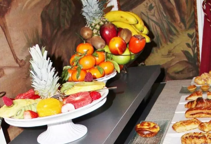 Aamiaismajoitus (B&B) Chateau Pontet D'eyrans & Spa