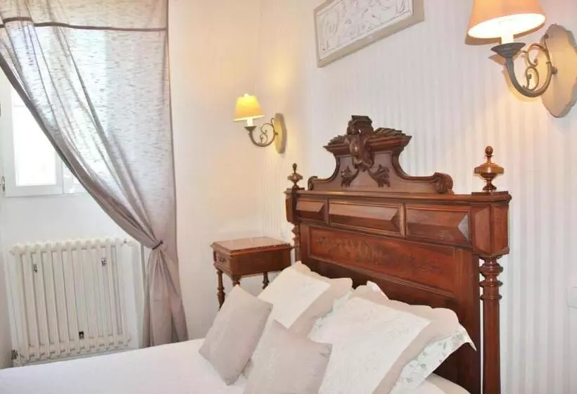 Aamiaismajoitus (B&B) Chateau Pontet D'eyrans & Spa