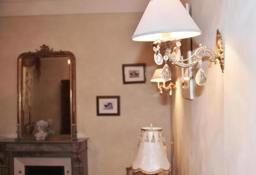 Aamiaismajoitus (B&B) Chateau Pontet D'eyrans & Spa