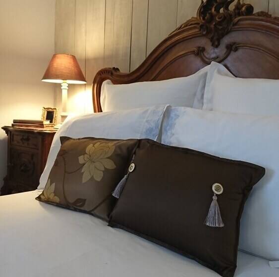 مبيت وإفطار Domaine De Bourgville