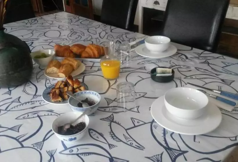 Aamiaismajoitus (B&B) Le Dolmen