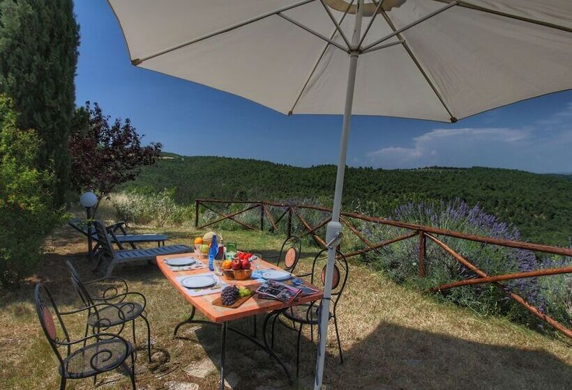 Elegant Cottage In Tuscany With Lake View And Private Garden