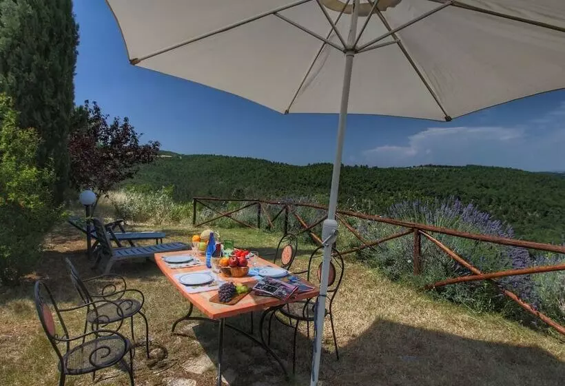 Elegant Cottage In Tuscany With Lake View And Private Garden