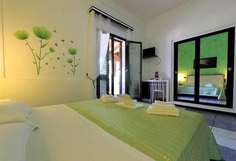 ホテル Alba Chiara Sant Andrea Salento