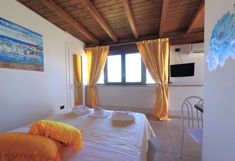 ホテル Alba Chiara Sant Andrea Salento