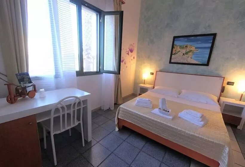 Hotelli Alba Chiara Sant Andrea Salento