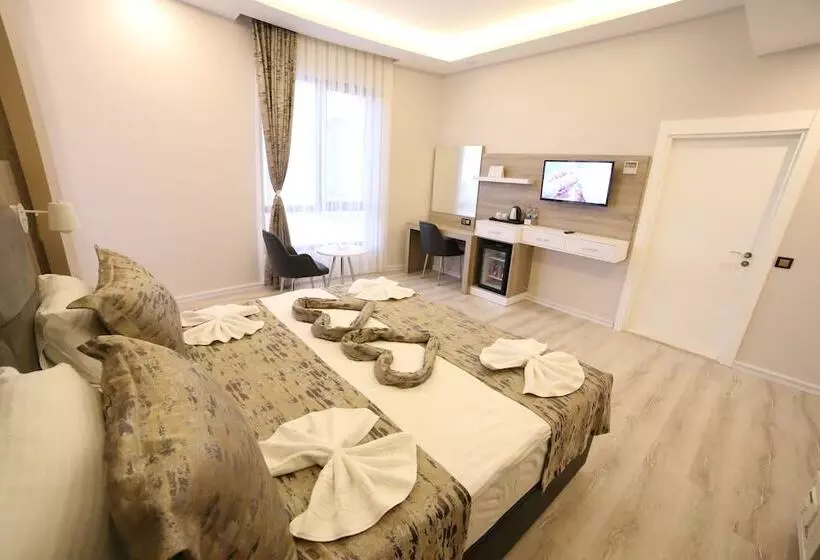 Hotelli Ema Ozturk Thermal