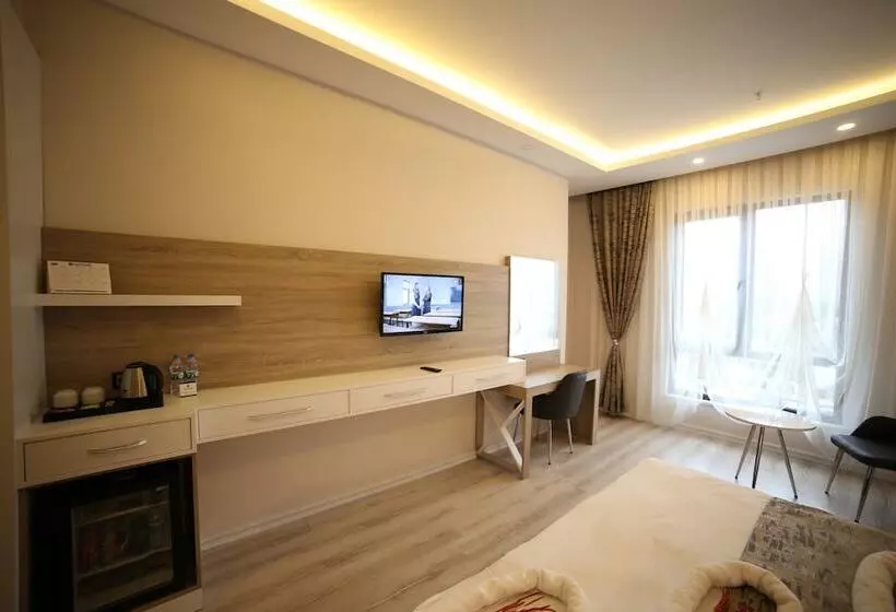 Hotelli Ema Ozturk Thermal