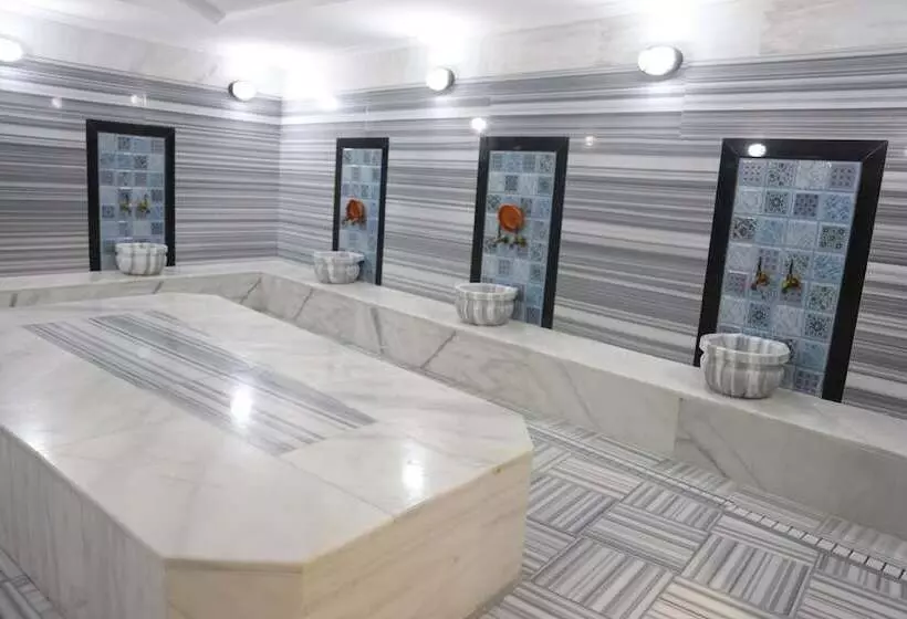 Hotelli Ema Ozturk Thermal