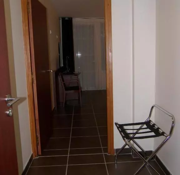 Hotelli Hostellerie Del Matin Calme