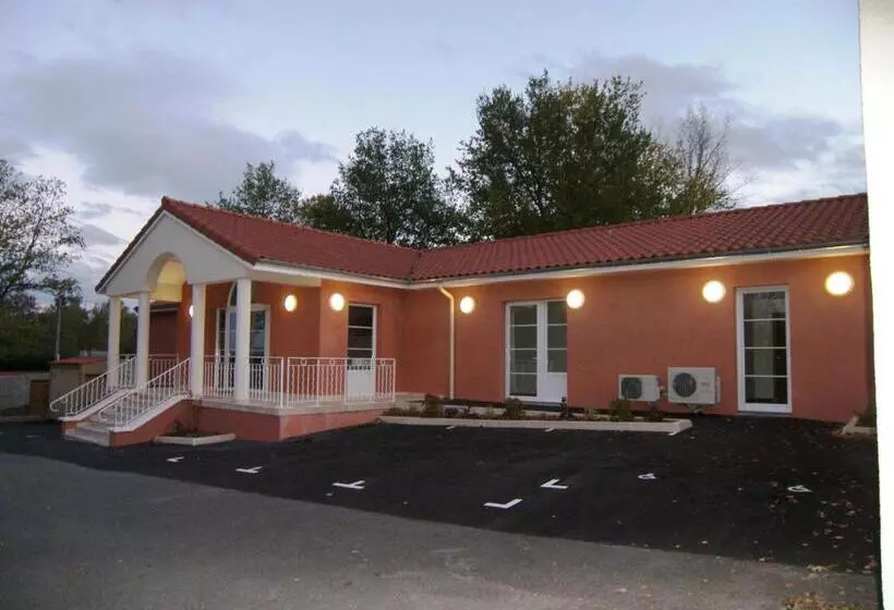 Hotelli Hostellerie Del Matin Calme